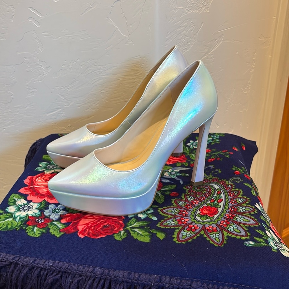 Jessica Simpson Iridescent White Platform High Heels